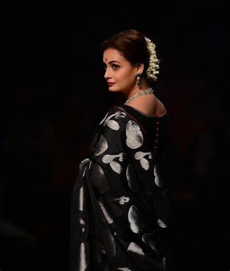 Bollywood Actress Saree Collections Dia Mirza Looks Breathtaking In
