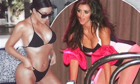 Kim Kardashian Posts Bikini Pic For Assistant S Birthday Daily Mail