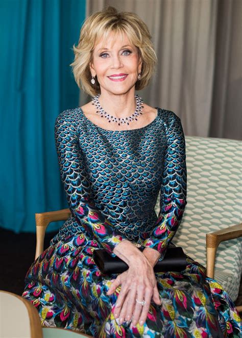Jane Fonda To Receive Golden Globes Cecil B Demille Award