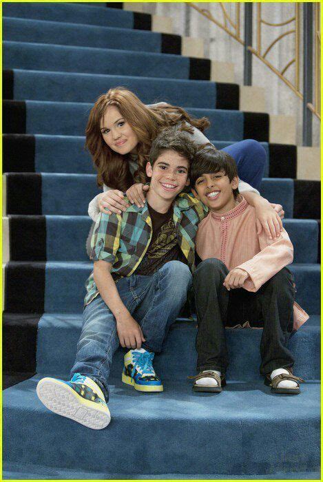 pin by laura martinez pascual on jessie cast cameron