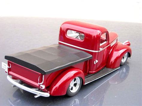 chevrolet 1946 pick up solido diecast model car 1 18 buy sell diecast car on uk
