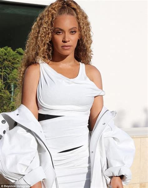 beyonce parades her figure in white dress to basketball date night