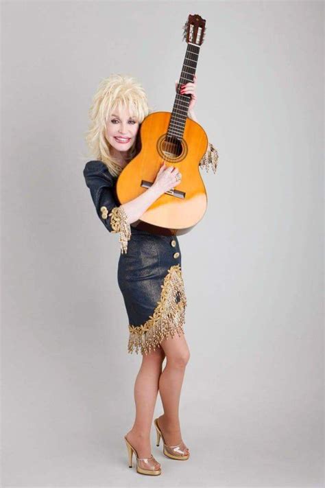 Dolly Parton Dolly Parton Pictures Dolly Parton Hello Dolly