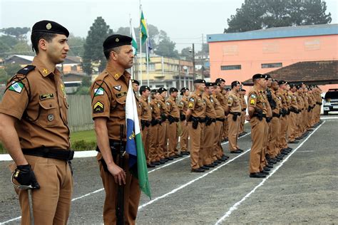 cerimonia marca os  anos da policia militar  parana