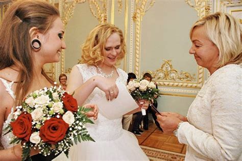 Brides Marry In Russia S First Lgbt Wedding Thanks To