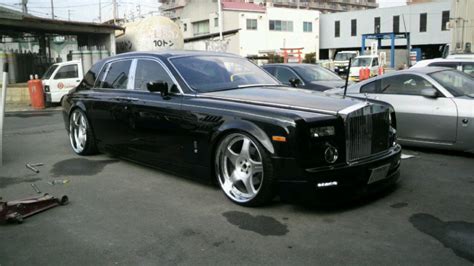 japanese vip style rolls royce phantom  junction produce sports modified cars