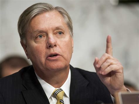 sen lindsey graham admits he has never sent an email in his life