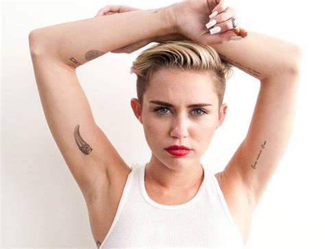 Miley Cyrus Shows Off Fake Buttocks On Instagram