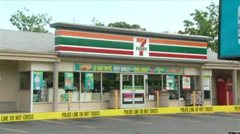 7 Eleven Shops Raided By Homeland Security In Human