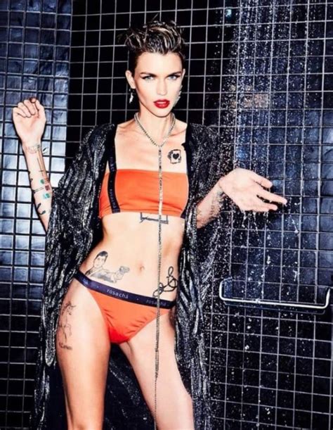 75 Hot Pictures Of Ruby Rose Batgirl In Arrowverse And