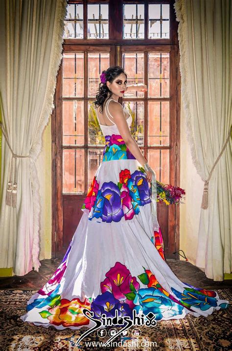 Pin De Palmira Garcia En Moda Artesanal Vestido De Novia Mexicana