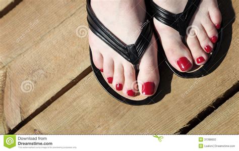 cummy female flip flop feet