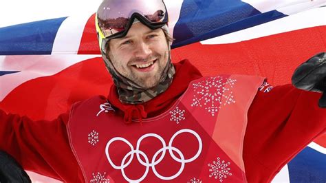 winter olympics billy morgan carries great britain flag at closing