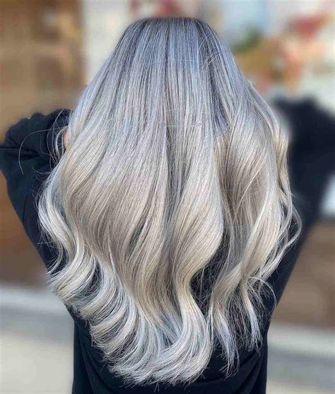 ways    icy blonde hair trend