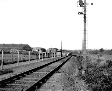 disused stations hendon factory platform