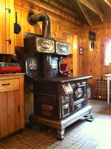 Pin By Maura Chambers On Rustic Cabin Antique Wood Stove Wood Stove