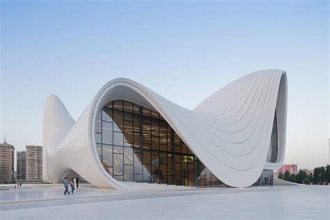 neo futurist architecture  heydar aliyev cultural centre archicture