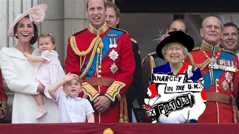 the queen s ‘green screen outfit sparks a hilarious internet reaction