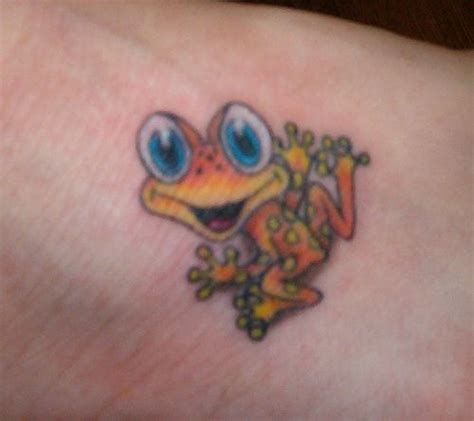 cute  frog tattoo frog tattoos tree frog tattoos tattoos