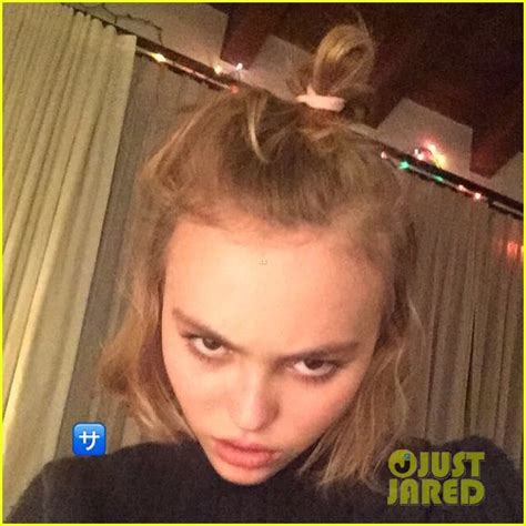 lily rose depp comes out as sexually fluid on instagram photo 3445389