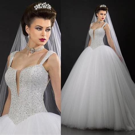 2019 Corset Rhinestone Bling Wedding Dresses White Straps Ball Gown