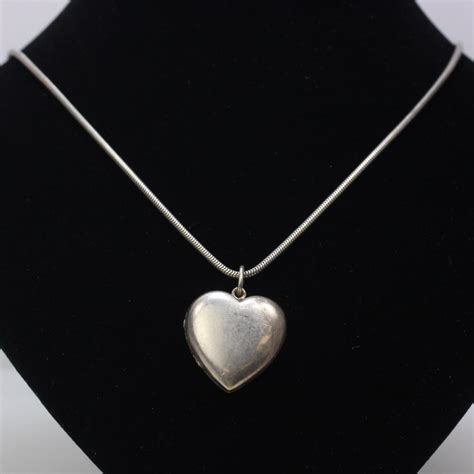 sterling silver  tiffany  heart locket necklace property room
