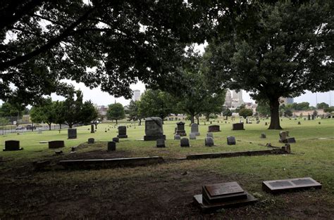 tulsa okla begins digging for mass graves nearly 100 years after