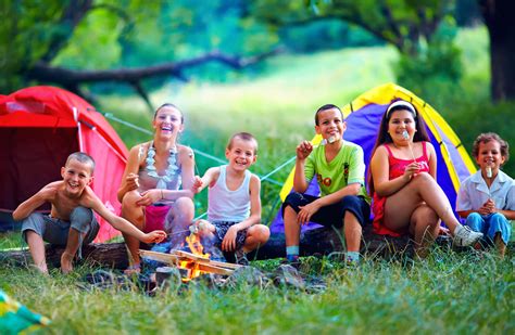 mistakes  avoid  choosing  summer camp   kids stumpblog