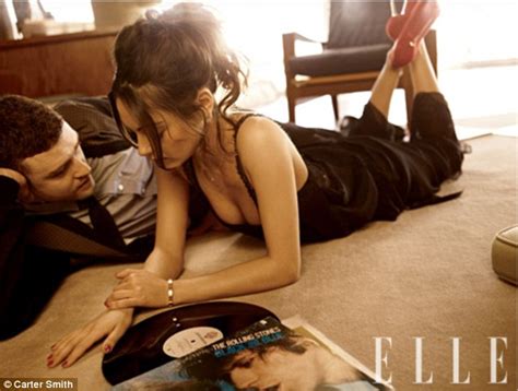 justin timberlake with mila kunis reveals his mom caught him in bed with a girl daily mail