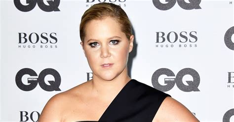 Amy Schumer Posts Swimsuit Pic And Blasts Body Shaming Trolls Us Weekly