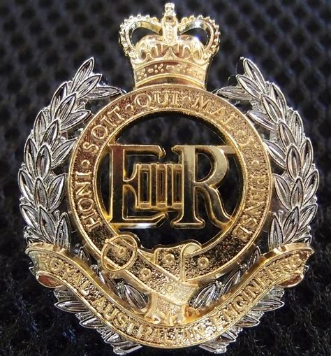 royal australian engineers uniform cap badge rae jb military antiques
