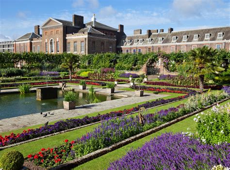 married  kensington palace heres  itll cost