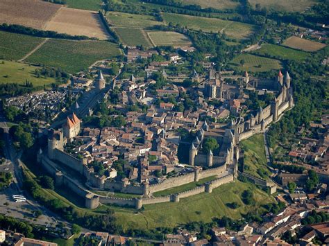 fortified medieval town  solon deviant  deviantart