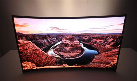 Samsung Visar Böjd Oled Tv Den Första I Världen Feber