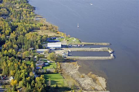 Port Of Call Marina Of Ottawa In Dunrobin On Canada Marina Reviews