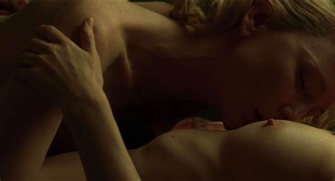 lesbian scene rooney mara and cate blanchett 12 photos video thefappening