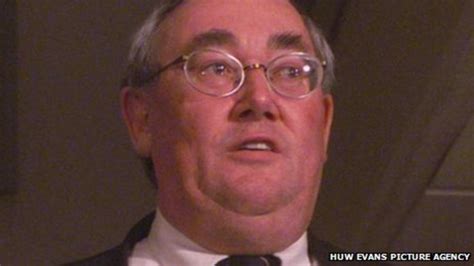 Former Faw General Secretary Alun Evans Dies Bbc Sport