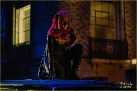 Ruby Rose S Batwoman Series Gets Picked Up At The Cw