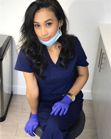 Pinterest Baddiebecky21 Bex ♎️ Cute Nurse Nurse Outfit Scrubs