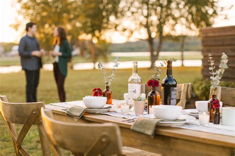How To Host An Elegant Outdoor Dinner Party With A Tiny