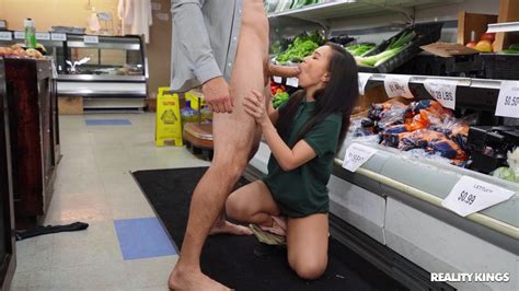 Cute Asian Girl Kimmy Kimm Gets Fucked In The Grocery