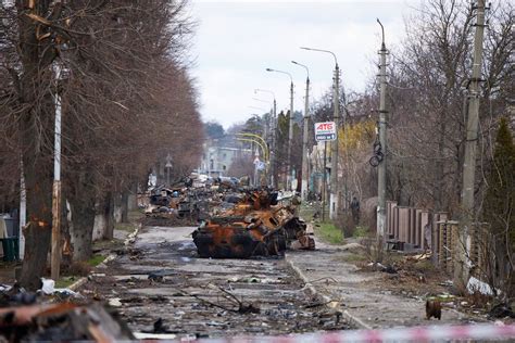 ukraine raises  number  civilian bodies    kyiv region