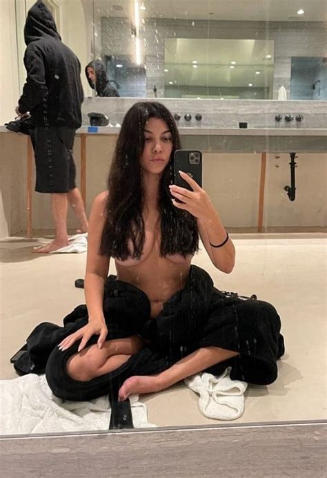 kourtney kardashian topless at quarantine 2 photos