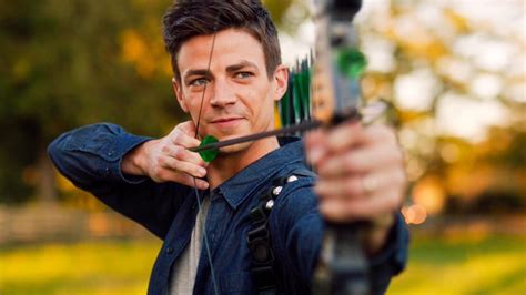 Barry Allen As Green Arrow Theflash Elseworlds Crossover The Flash