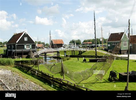 zuiderzee museum enkhuizen preserving  cultural heritage maritime history