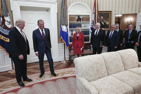 russian photographer in oval office raises red flags us media locked out