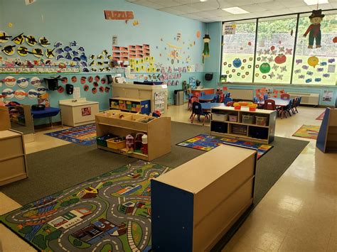 kidz paradise toddler classroom