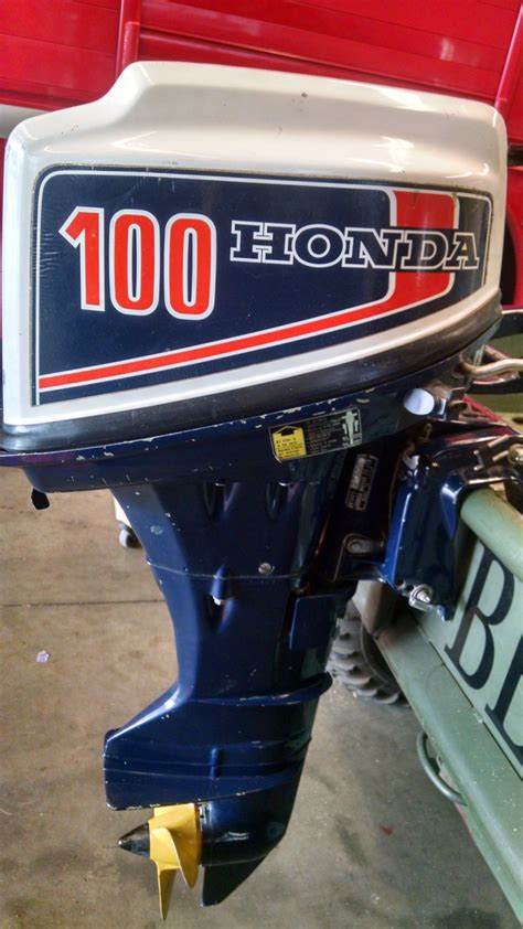 hp honda outboard bs  stroke excellent condition  bloodydecks