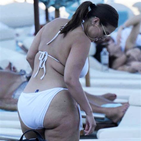 ashley graham bikini bottom looks like she s wearing a diaper scandal planet