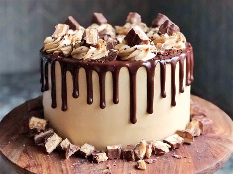 cake  courtney   snickers inspired candy bar cake